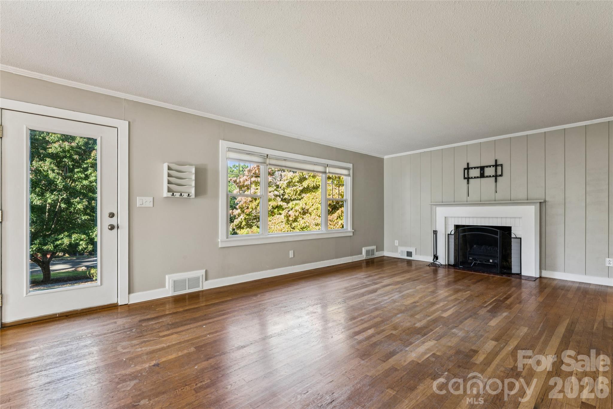 37 Elm Street Property Photo 4