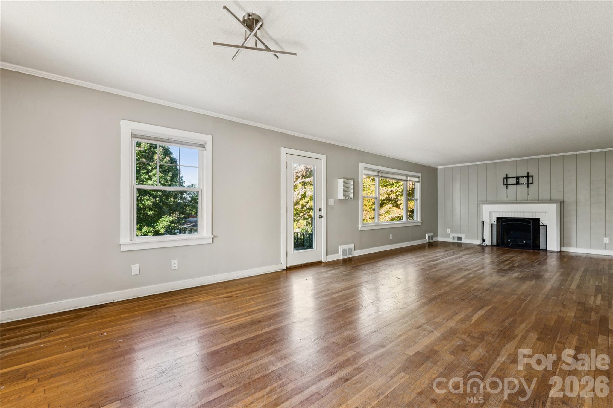 37 Elm Street Property Photo 5