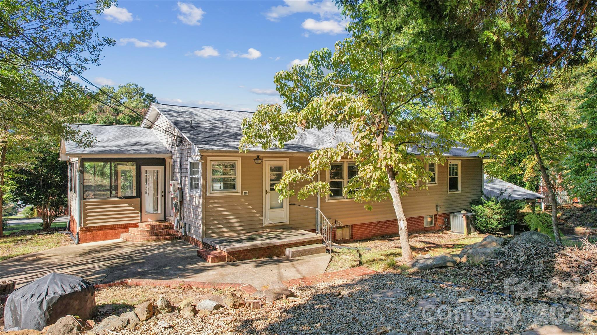 37 Elm Street Property Photo 31