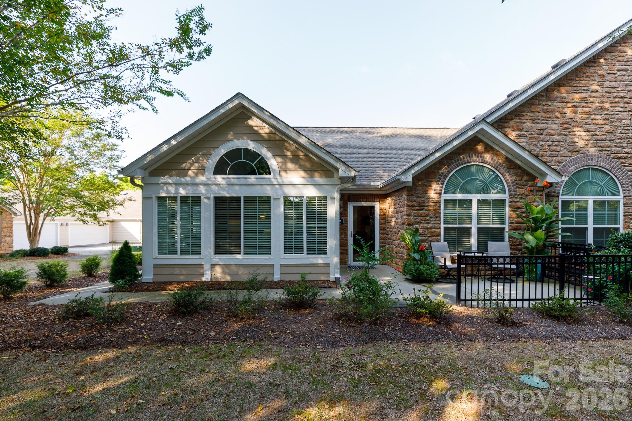 132 Lone Oak Circle Property Photo 7