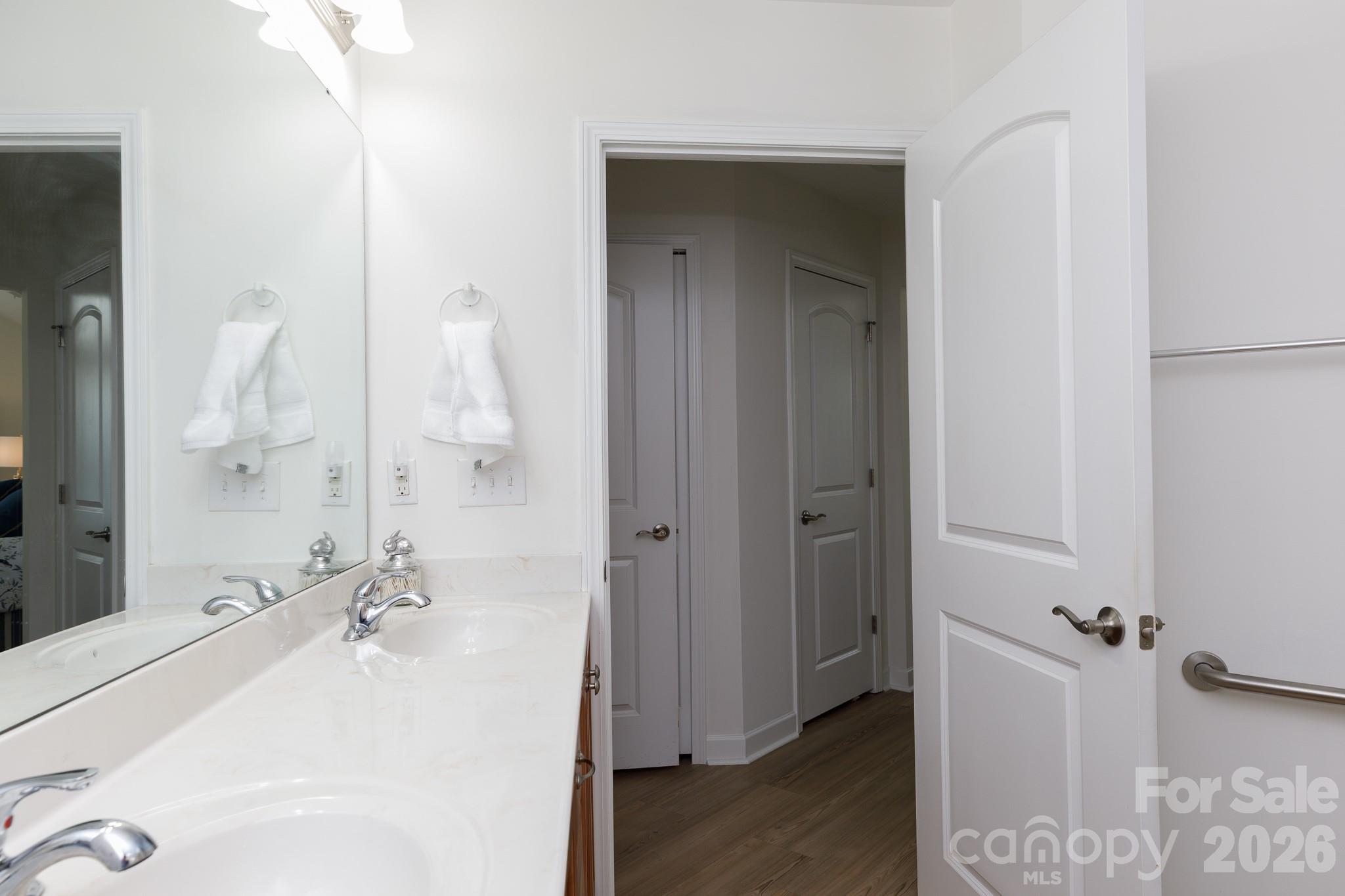 132 Lone Oak Circle Property Photo 26