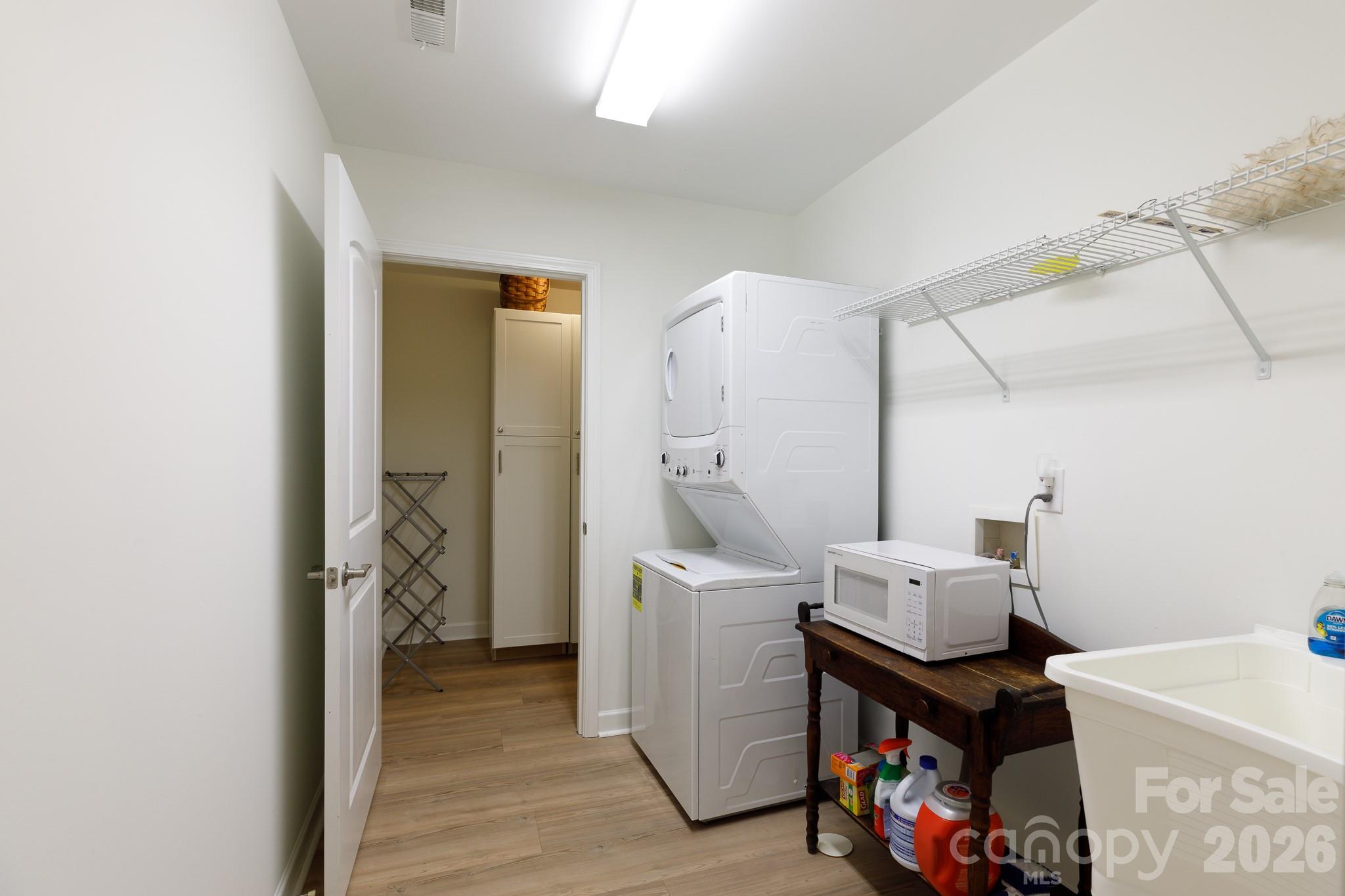 132 Lone Oak Circle Property Photo 29