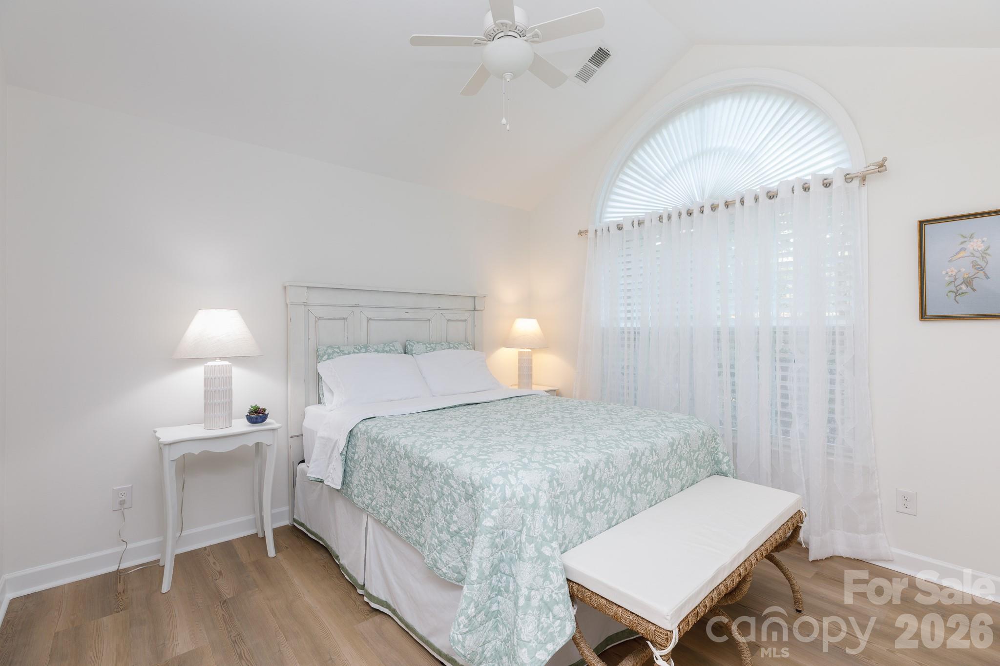 132 Lone Oak Circle Property Photo 33