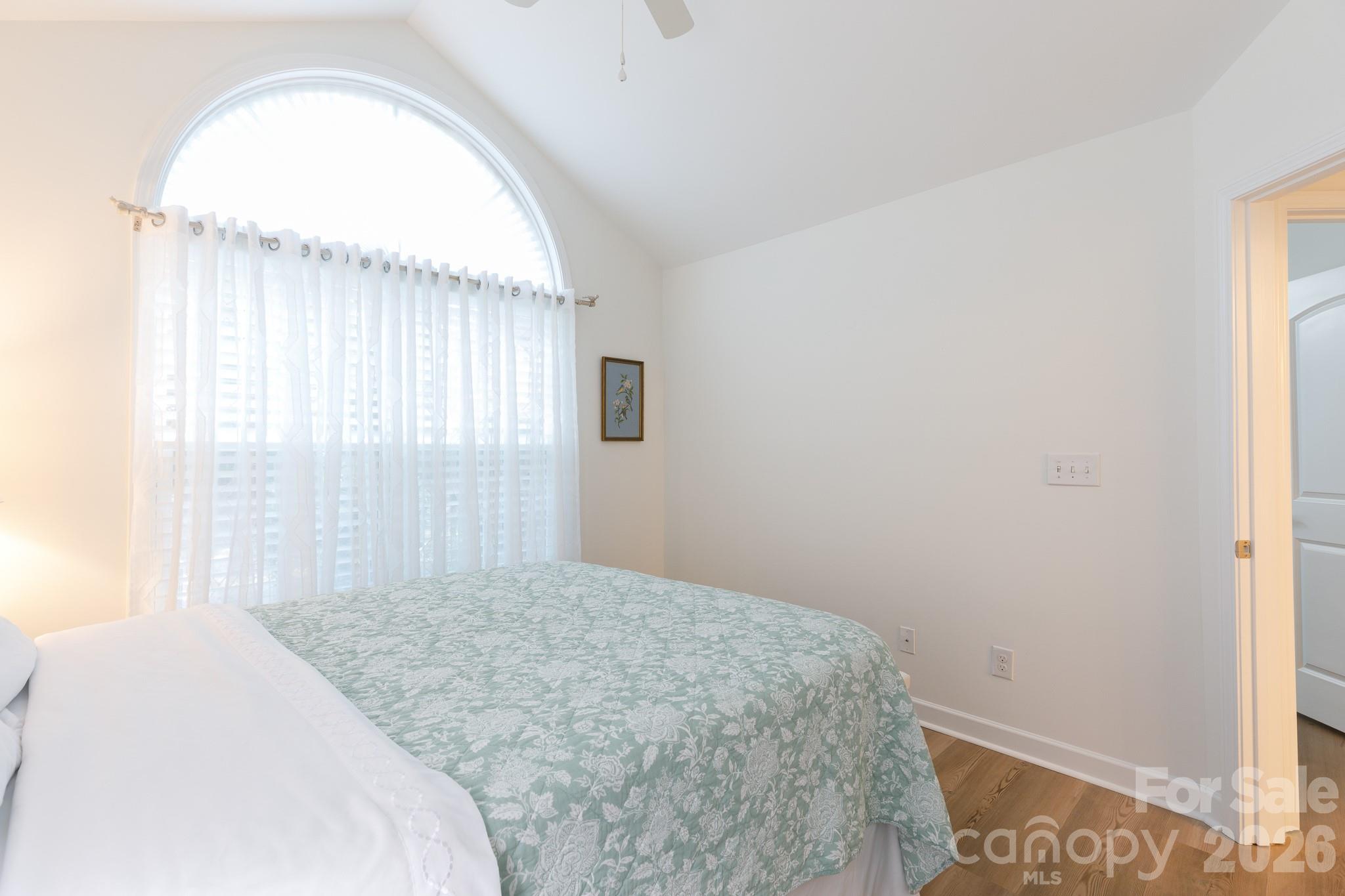 132 Lone Oak Circle Property Photo 34