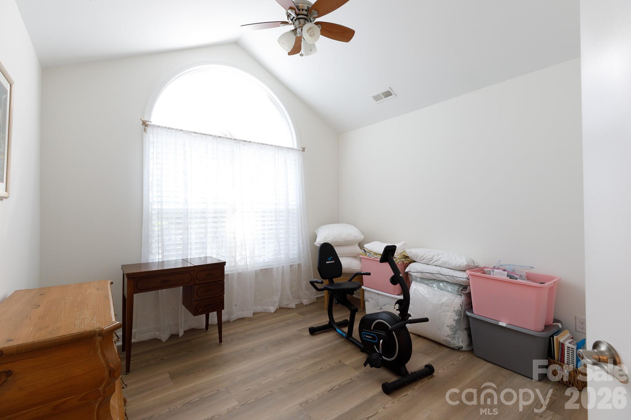 132 Lone Oak Circle Property Photo 35