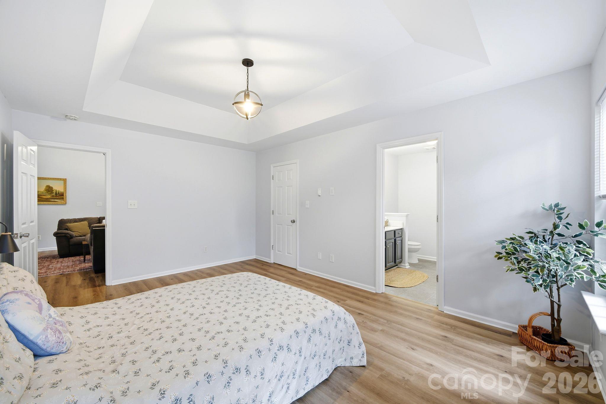 1008 Raywood Court Property Photo 22