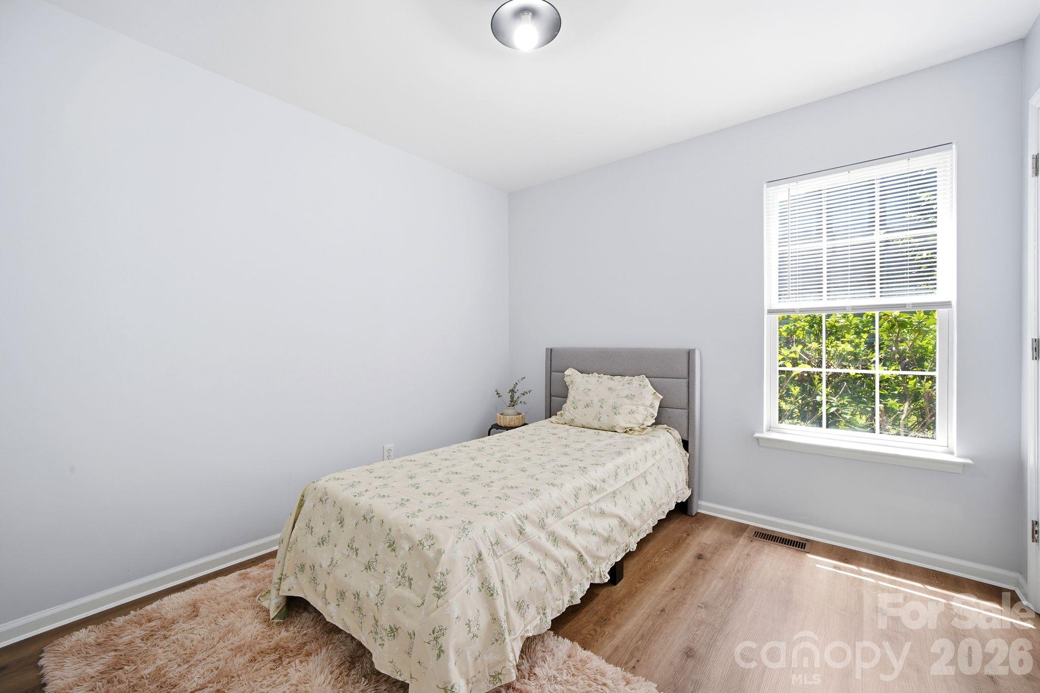 1008 Raywood Court Property Photo 30