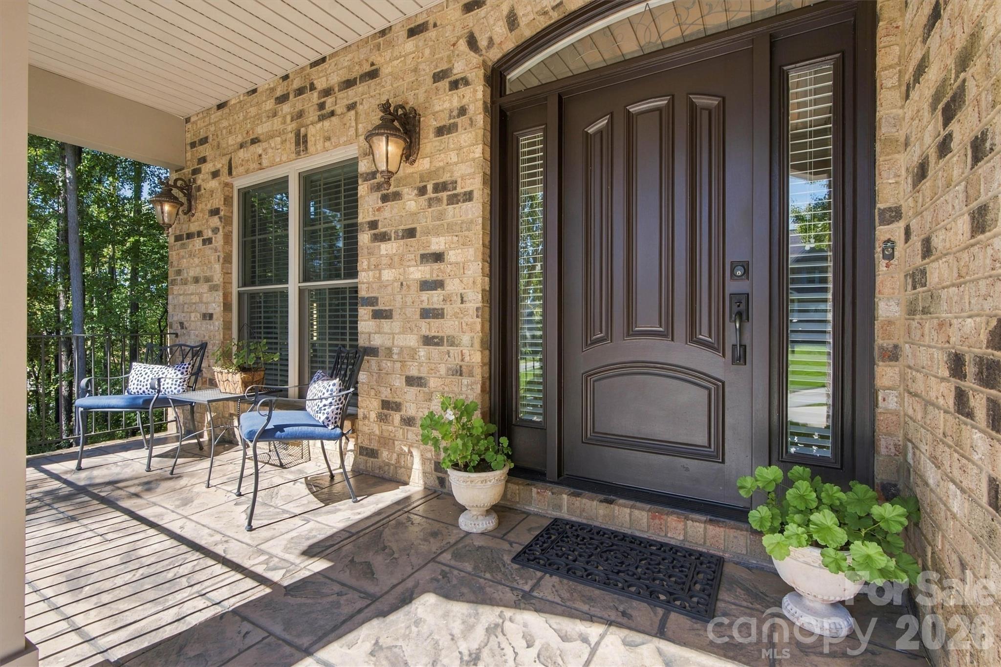 7365 Thornblade Court Property Photo 1