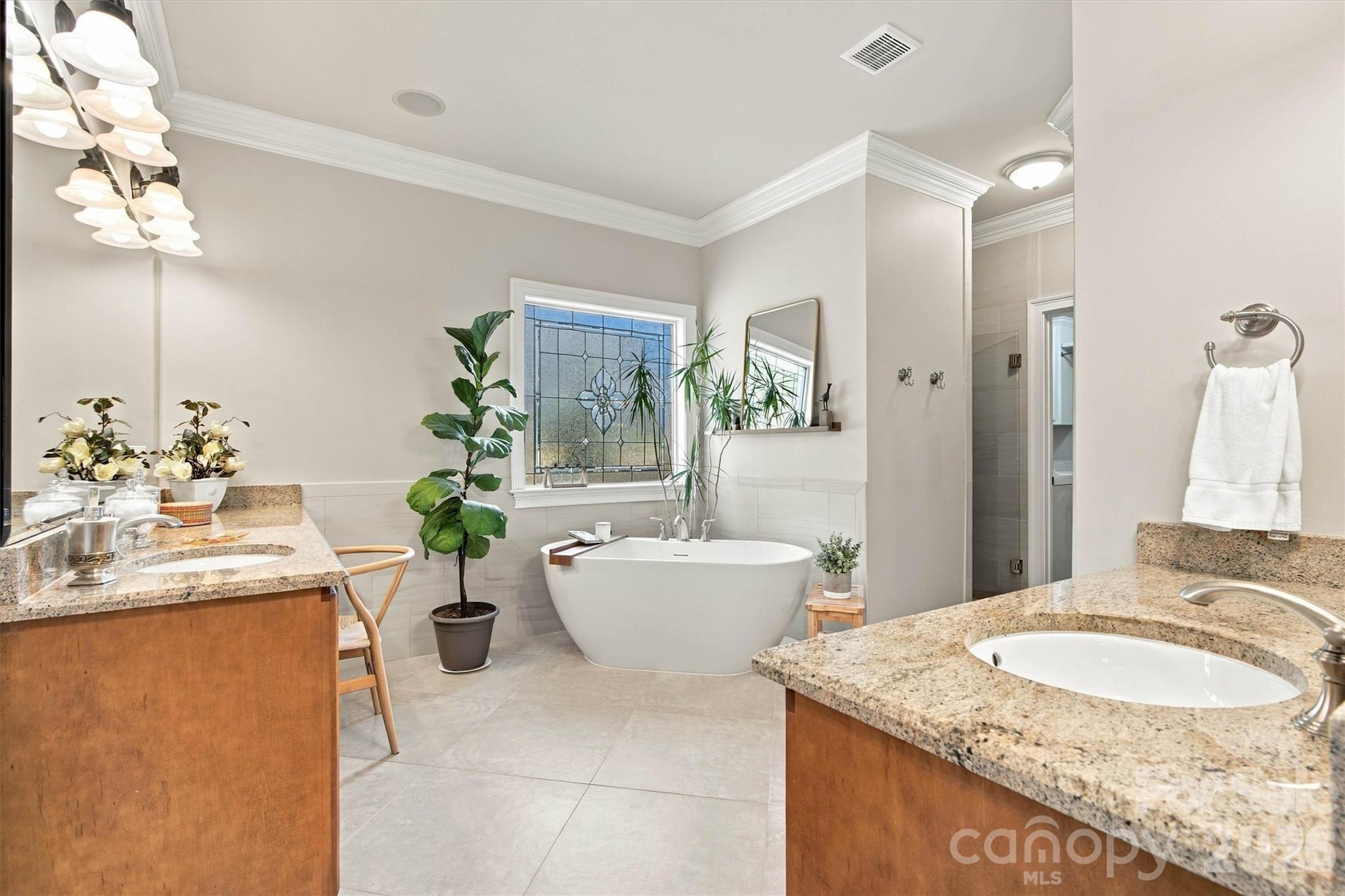 7365 Thornblade Court Property Photo 13