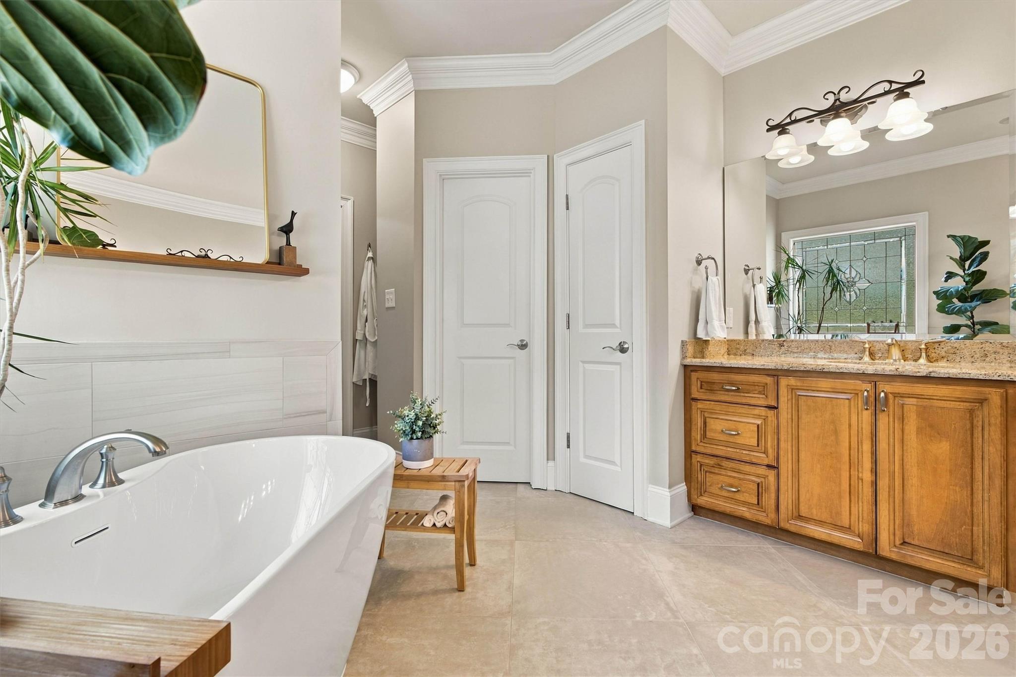 7365 Thornblade Court Property Photo 15