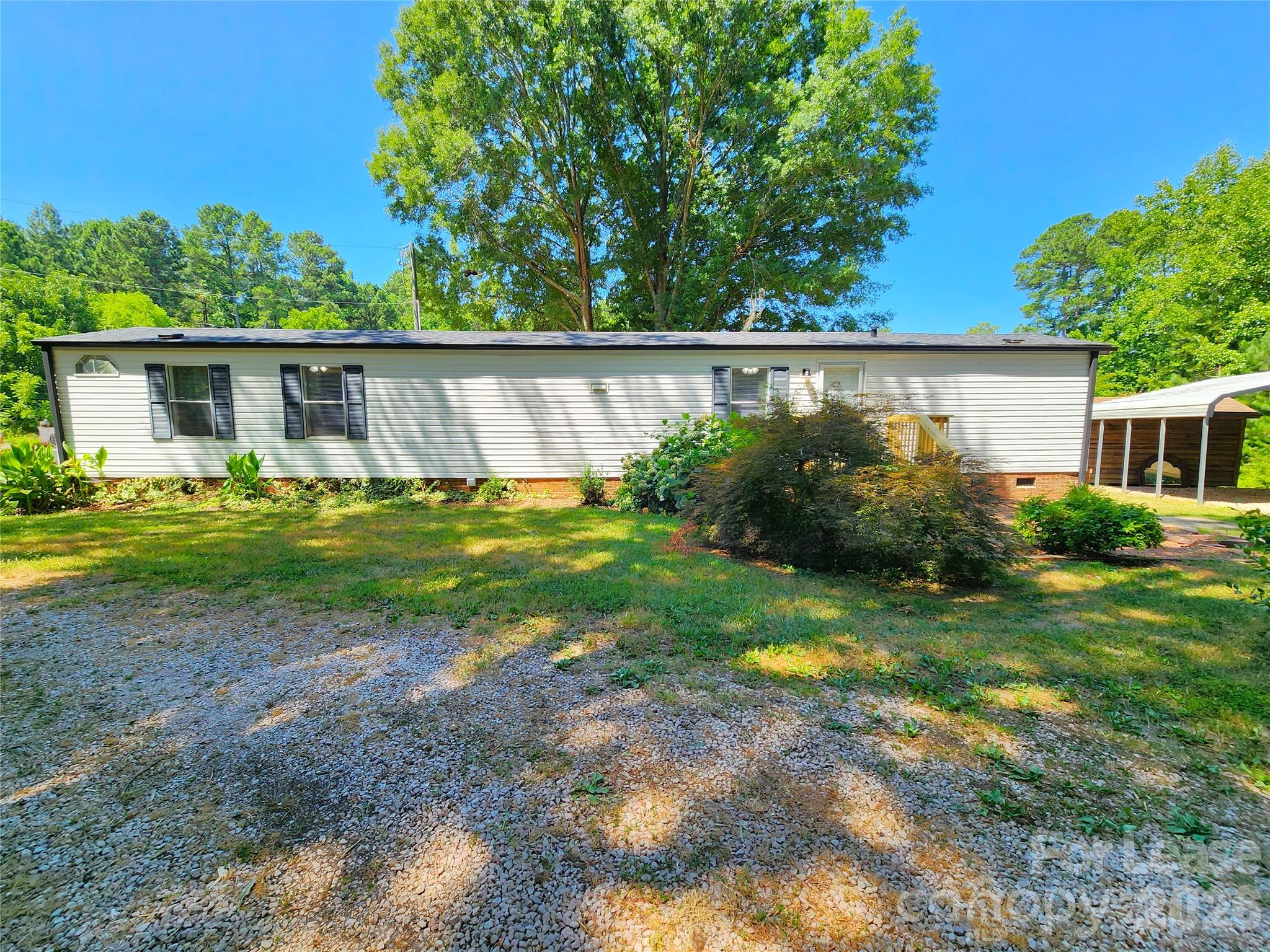 1134 Emanuel Street Property Photo 2