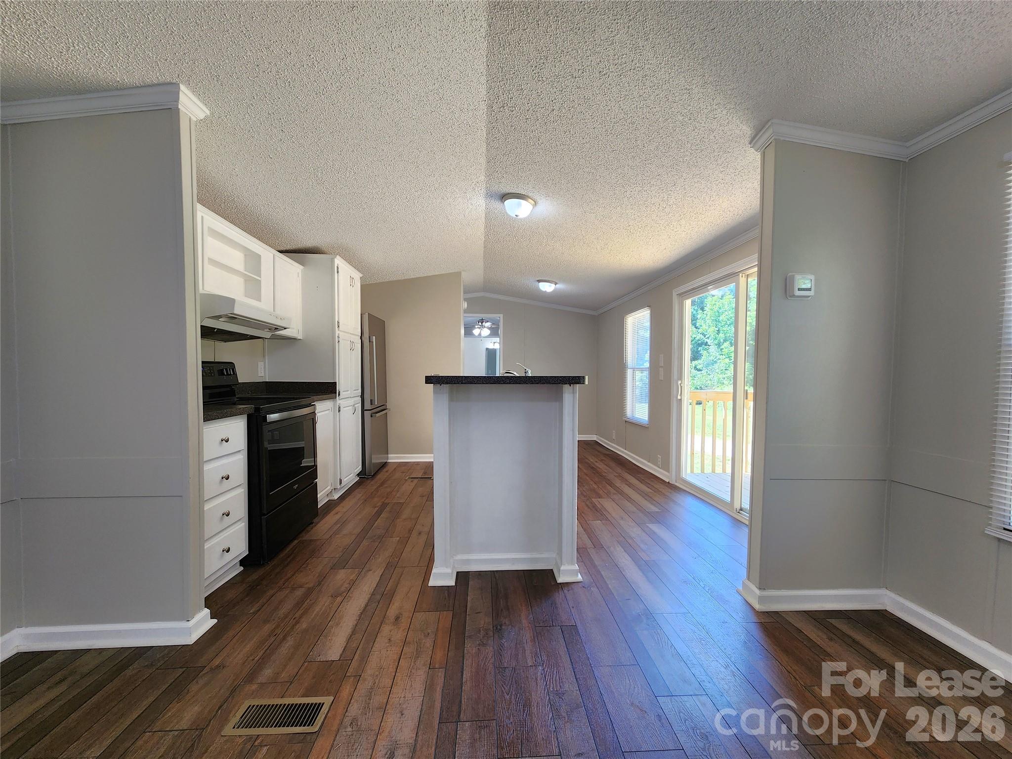 1134 Emanuel Street Property Photo 5