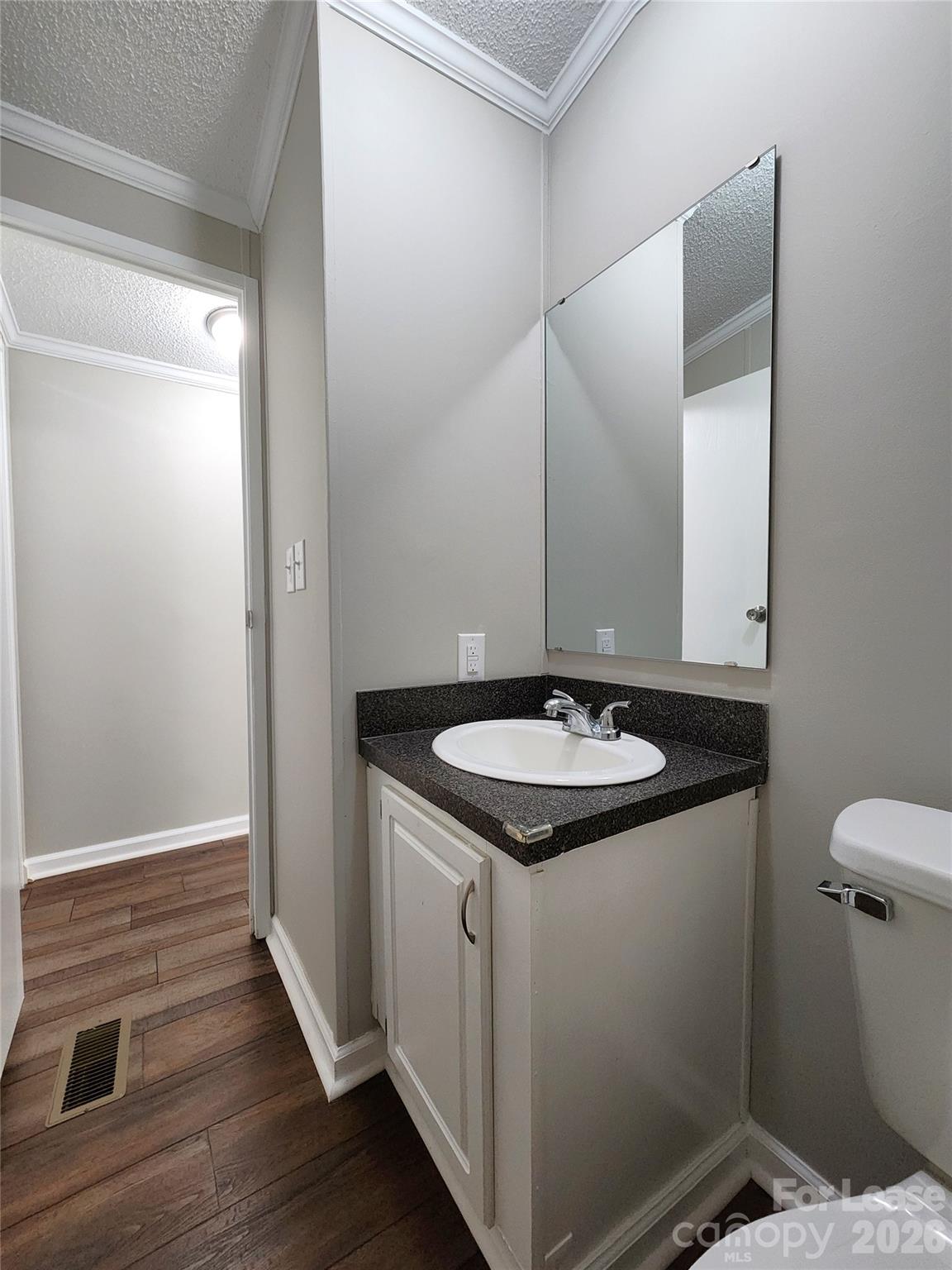 1134 Emanuel Street Property Photo 20