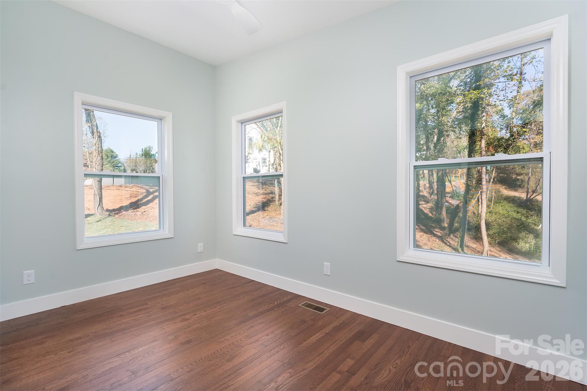 22 Crestfield Avenue Property Photo 15