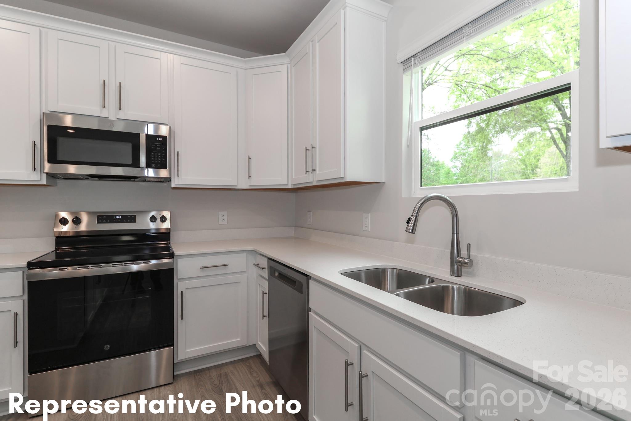 227 Institute Street Property Photo 3