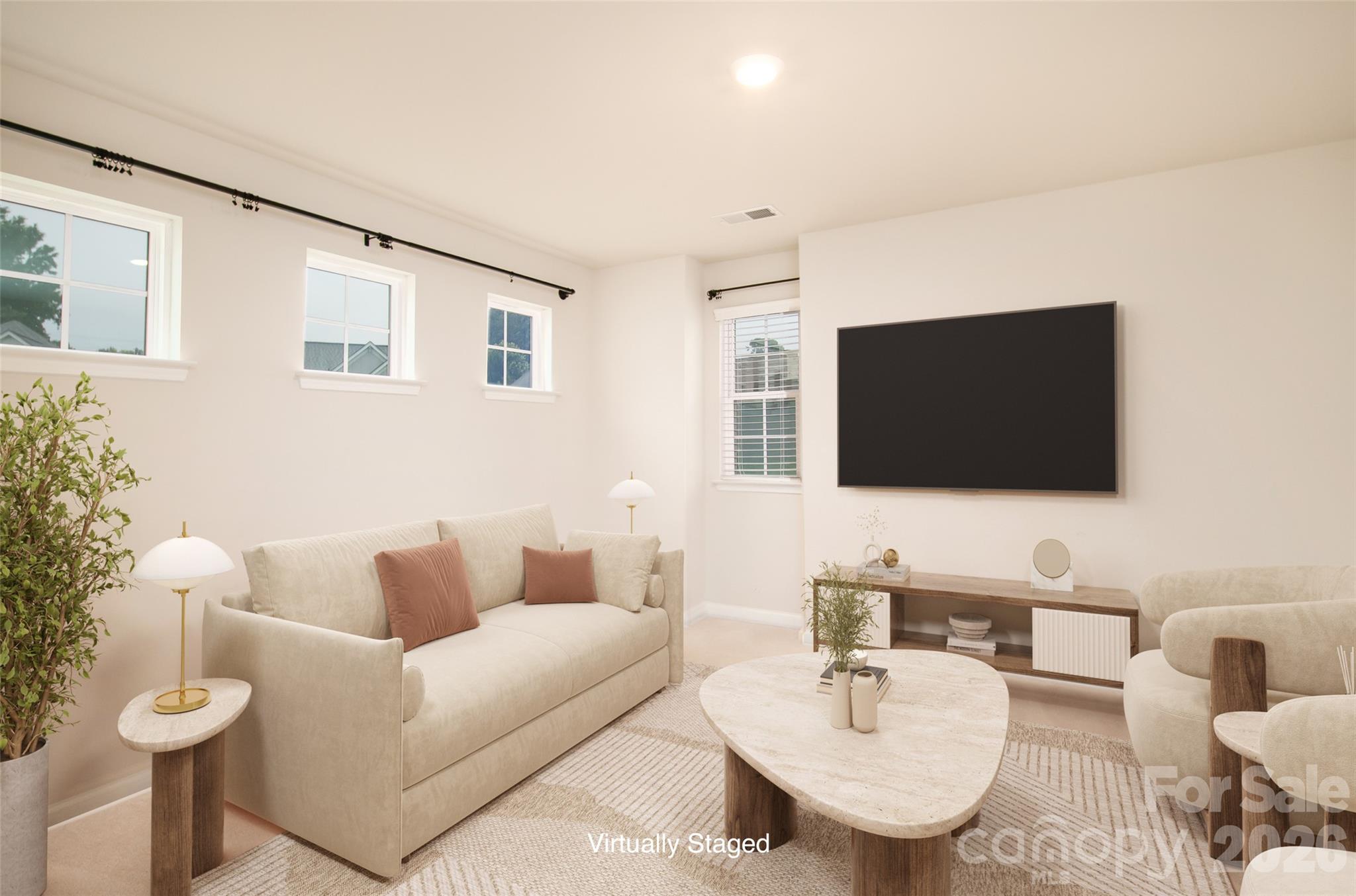 150 W Morehouse Avenue Property Photo 11