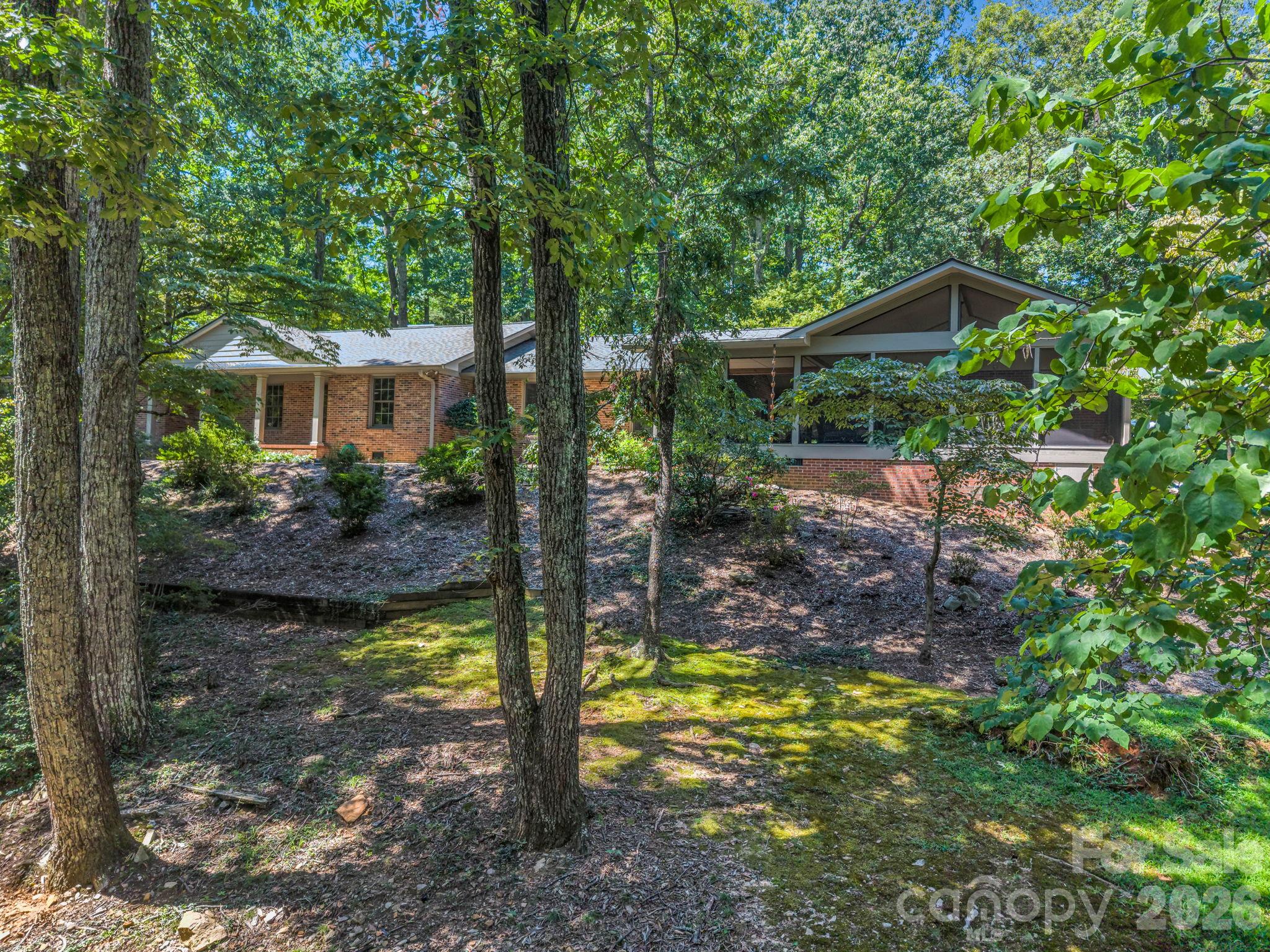280 Overlook Circle Property Photo 42