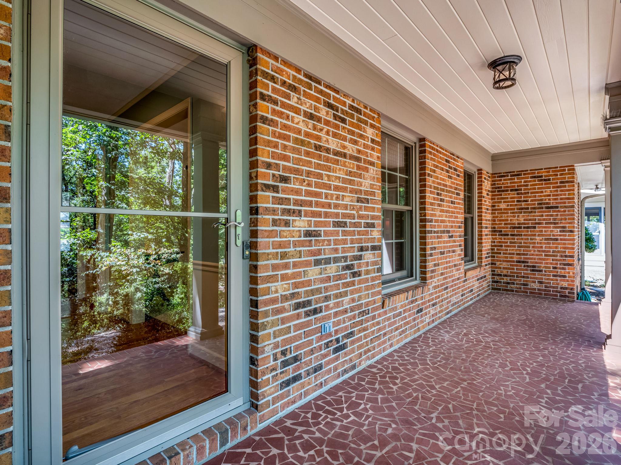 280 Overlook Circle Property Photo 45