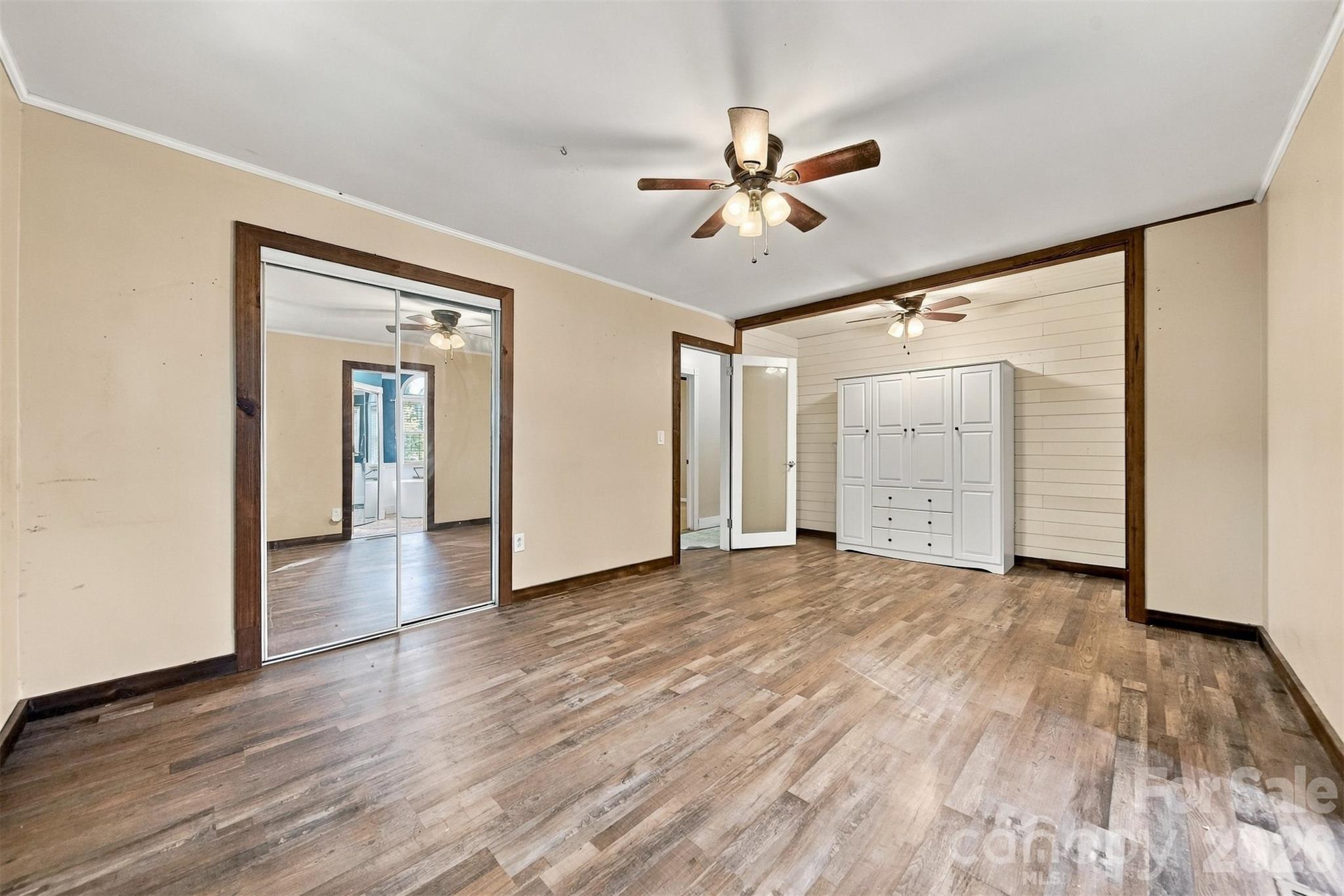 183 Falls Avenue Property Photo 11