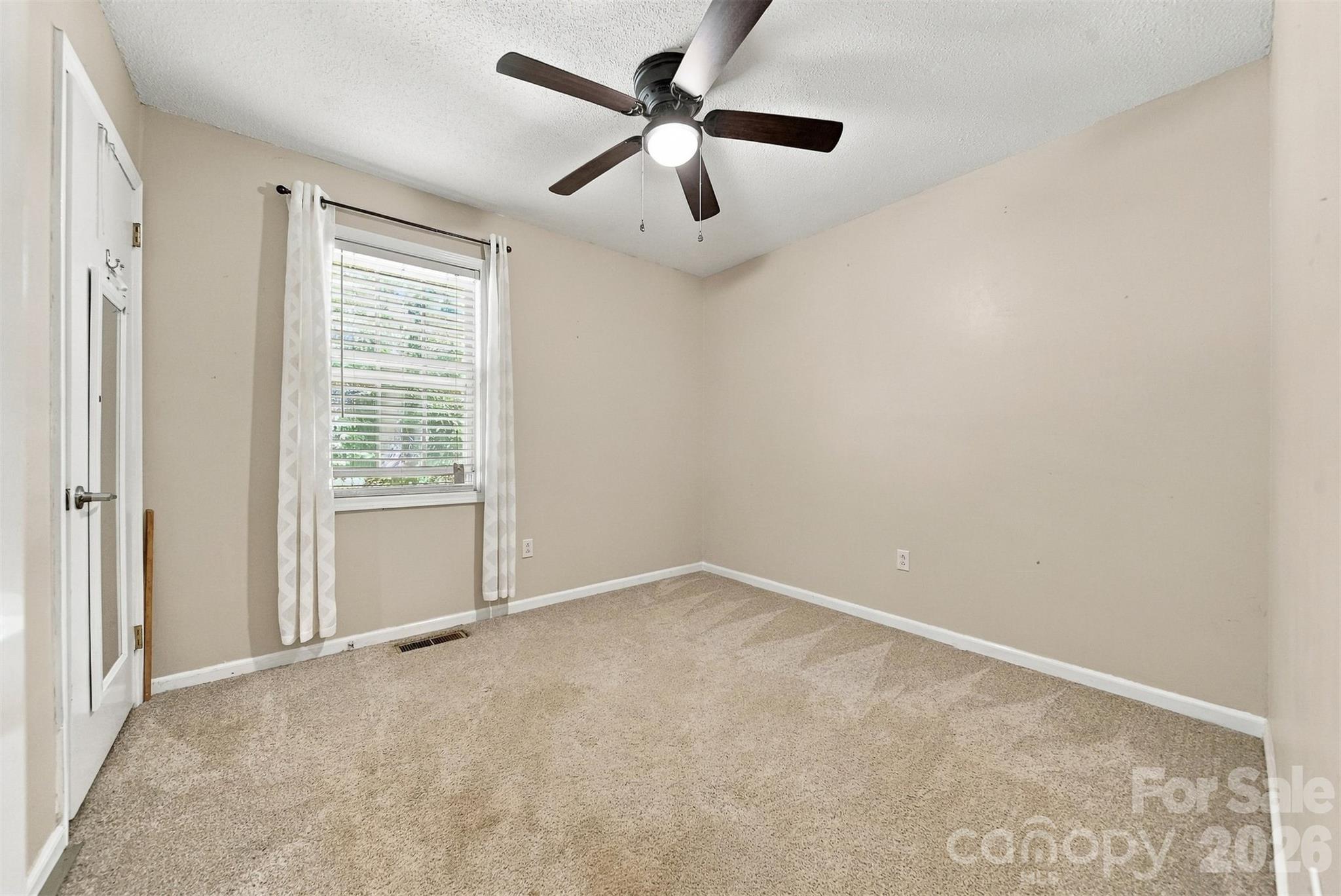 183 Falls Avenue Property Photo 13