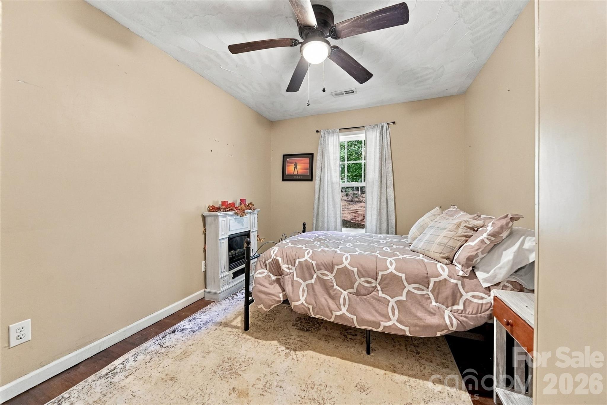 183 Falls Avenue Property Photo 25