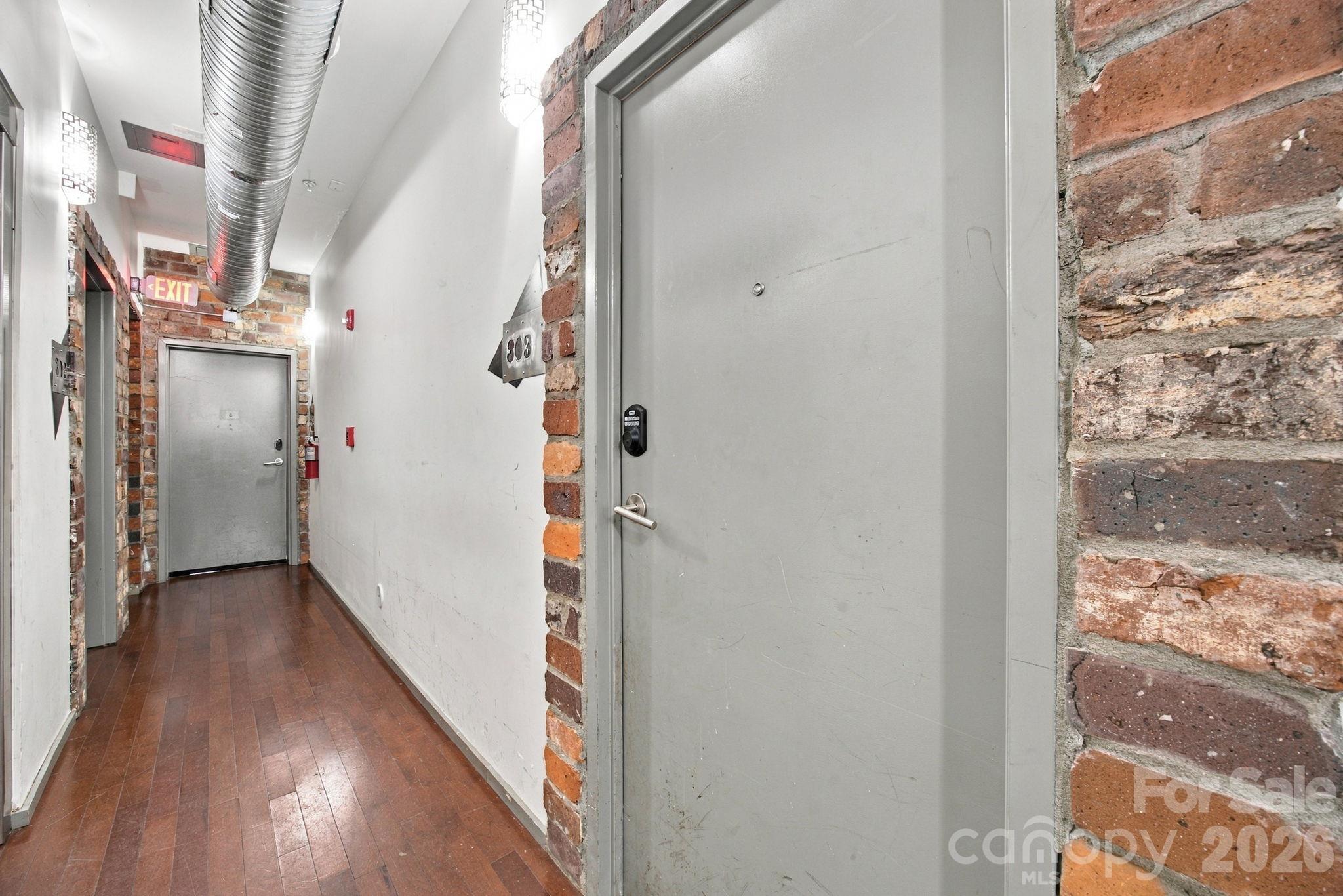 3123 Davidson Street 303 Property Photo 5