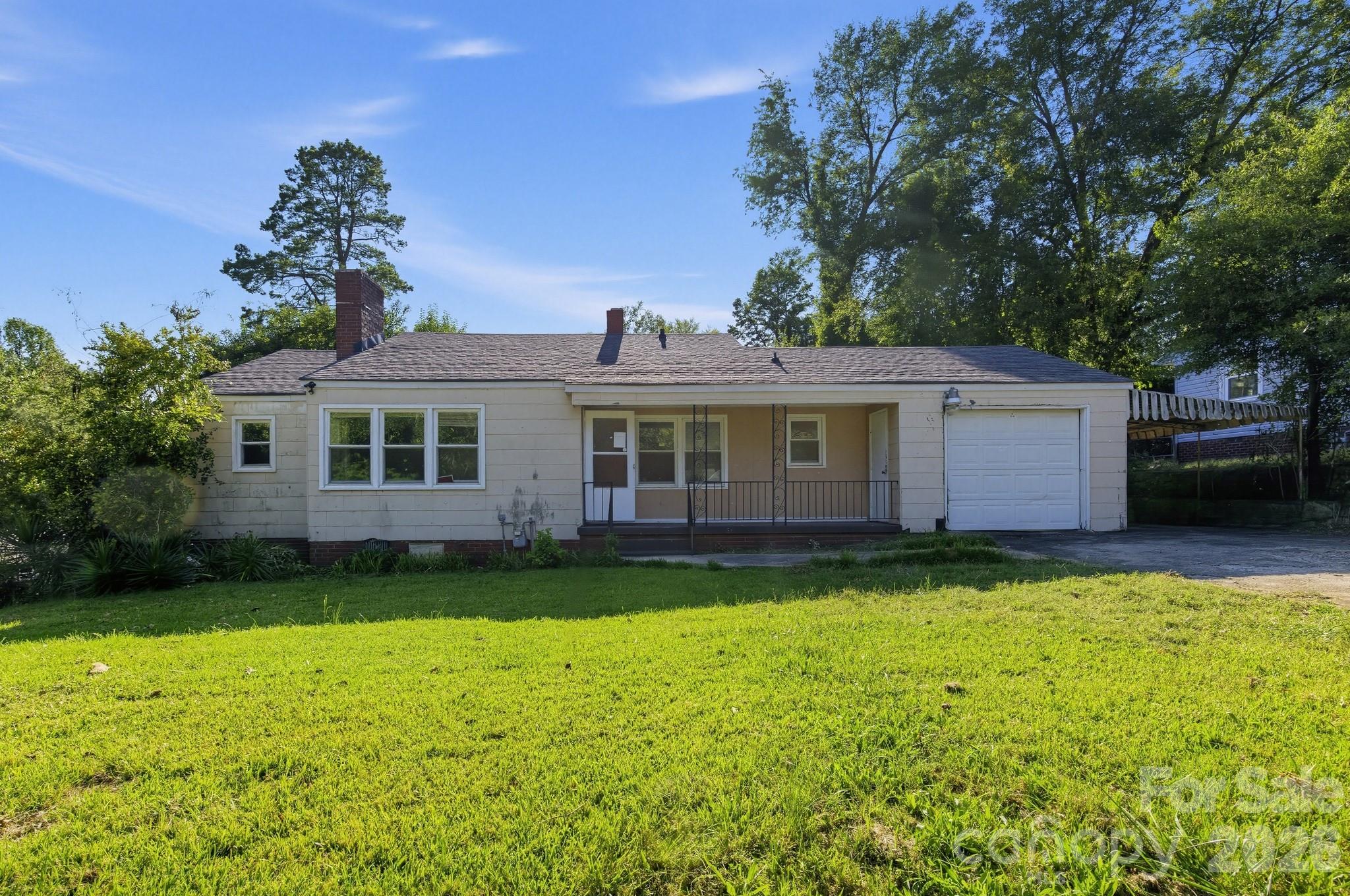 111 Whitener Avenue Property Photo 1