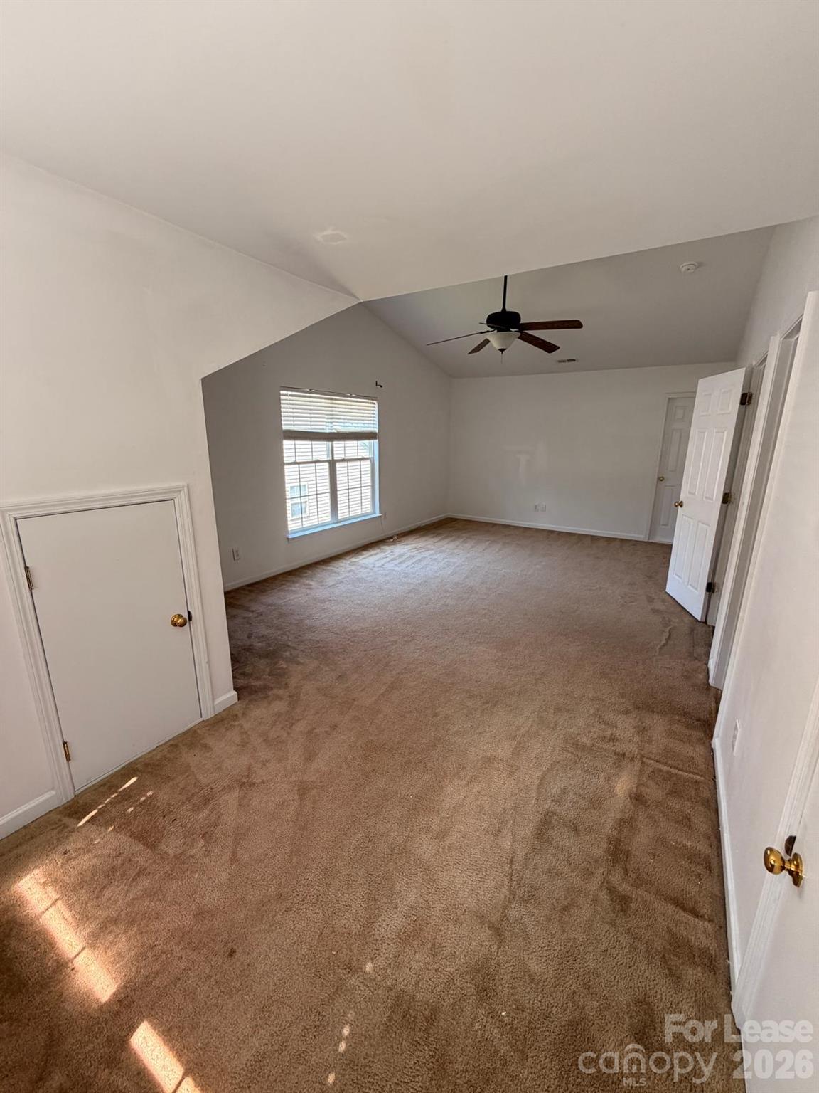 1842 Moss Creek Drive Property Photo 12