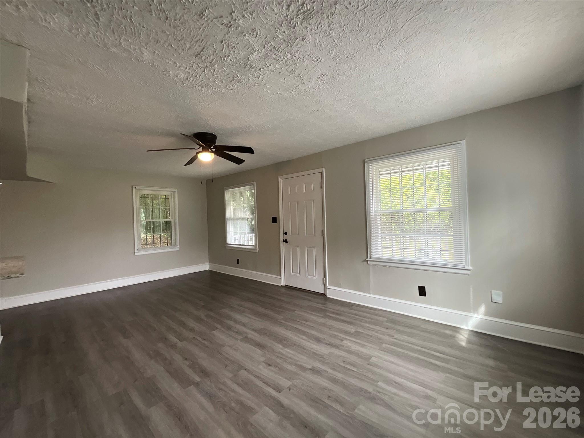 3905 Freedom Drive Property Photo 3