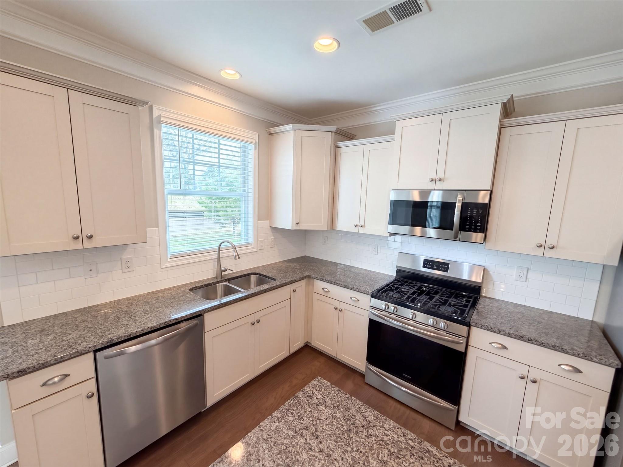 8014 Alford Road Property Photo 9