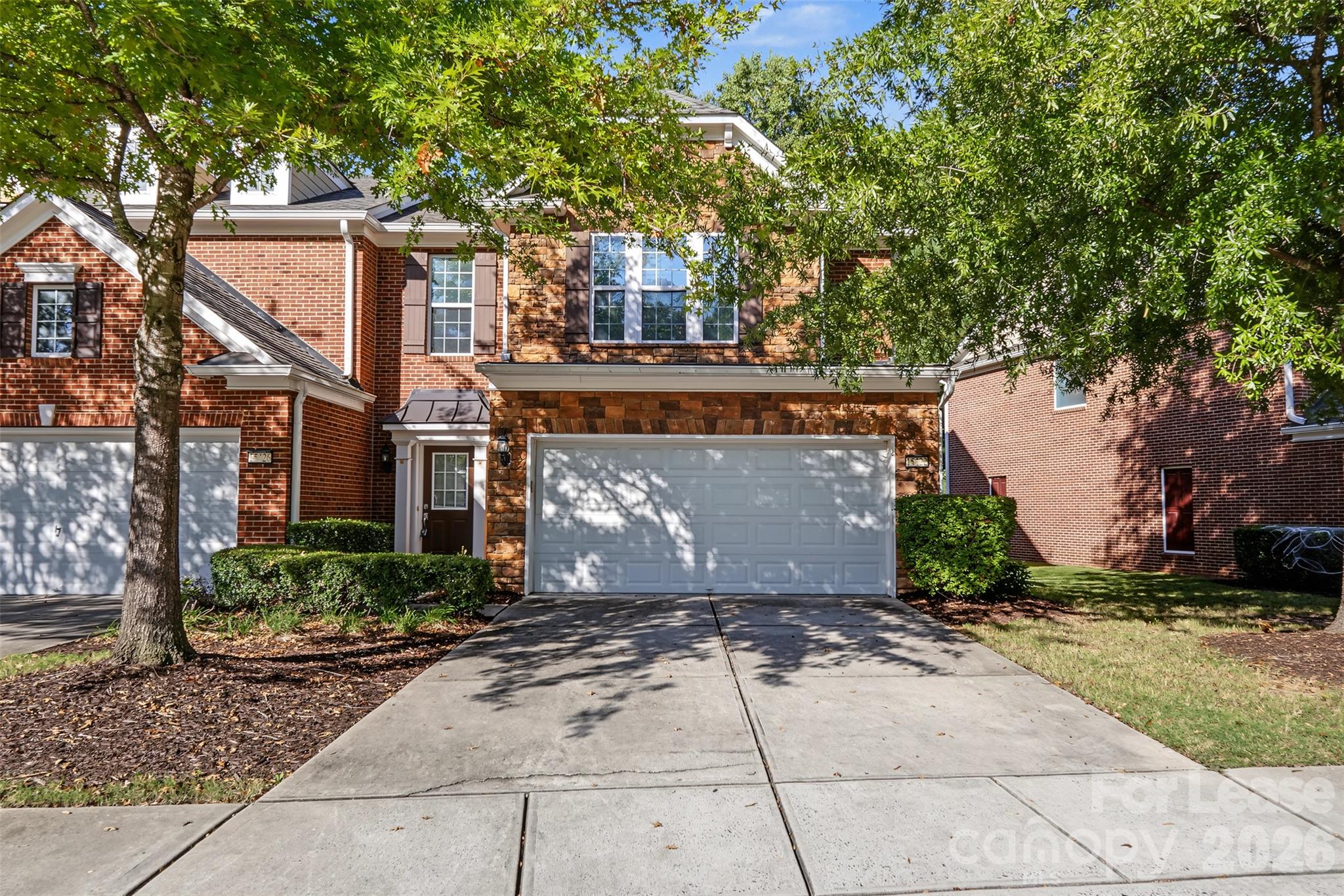 15422 Canmore Street Property Photo 8
