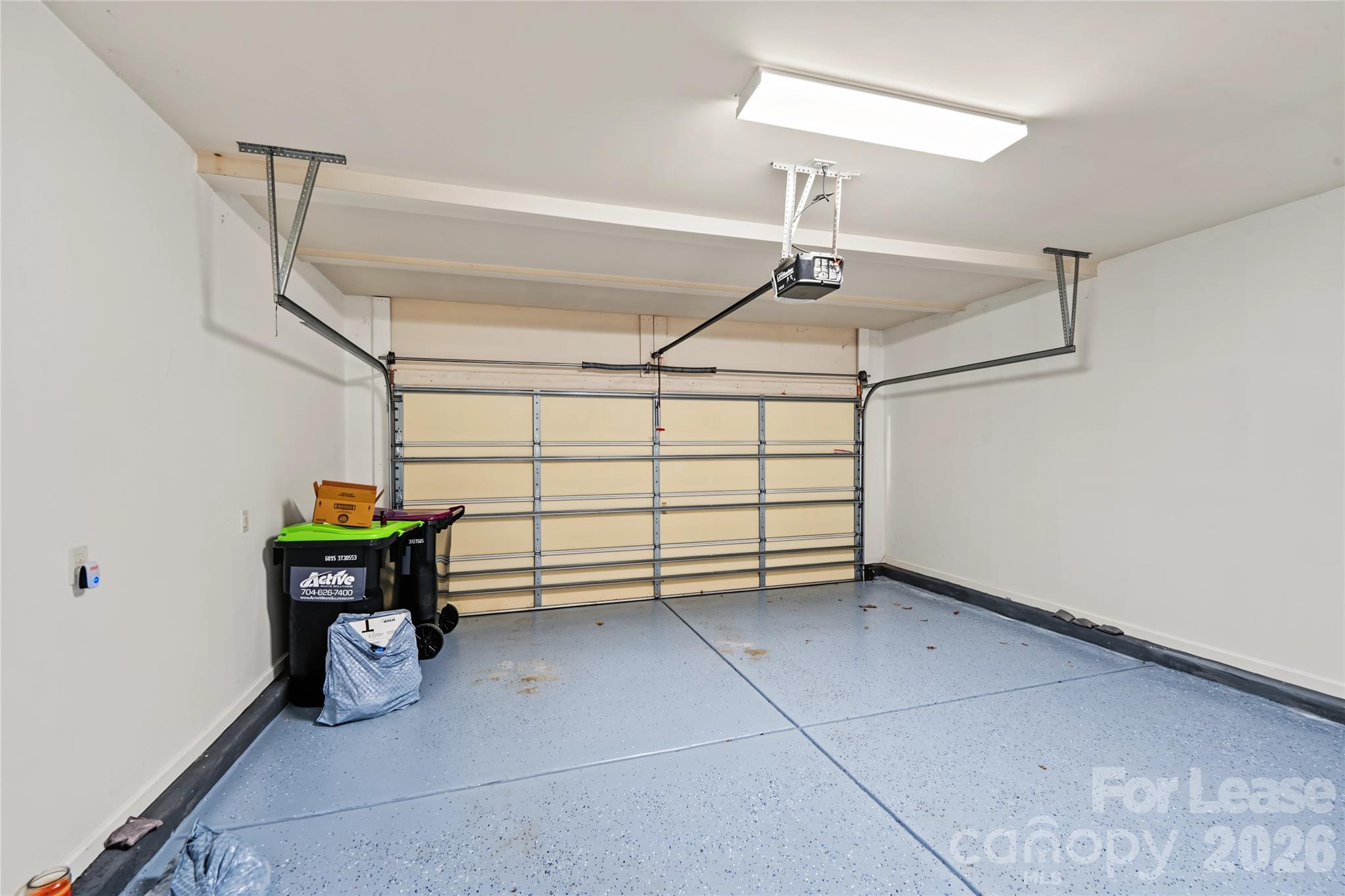 15422 Canmore Street Property Photo 15