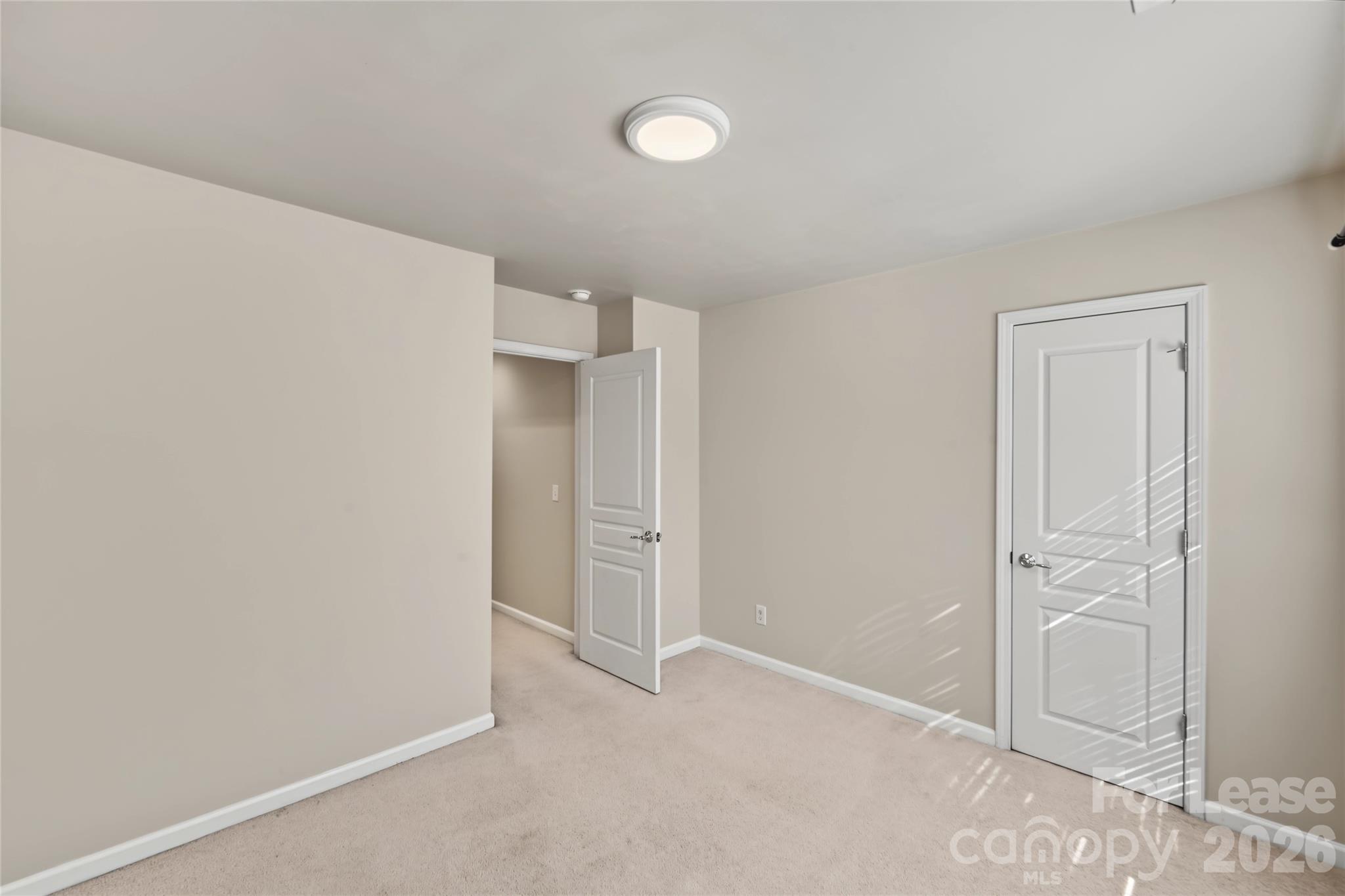 15422 Canmore Street Property Photo 16