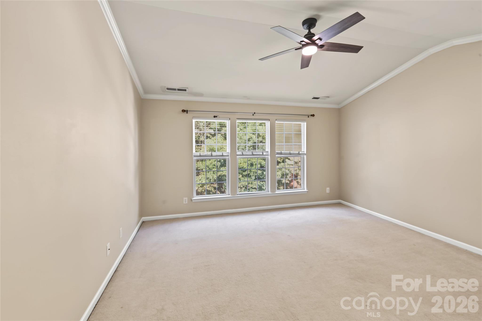 15422 Canmore Street Property Photo 17