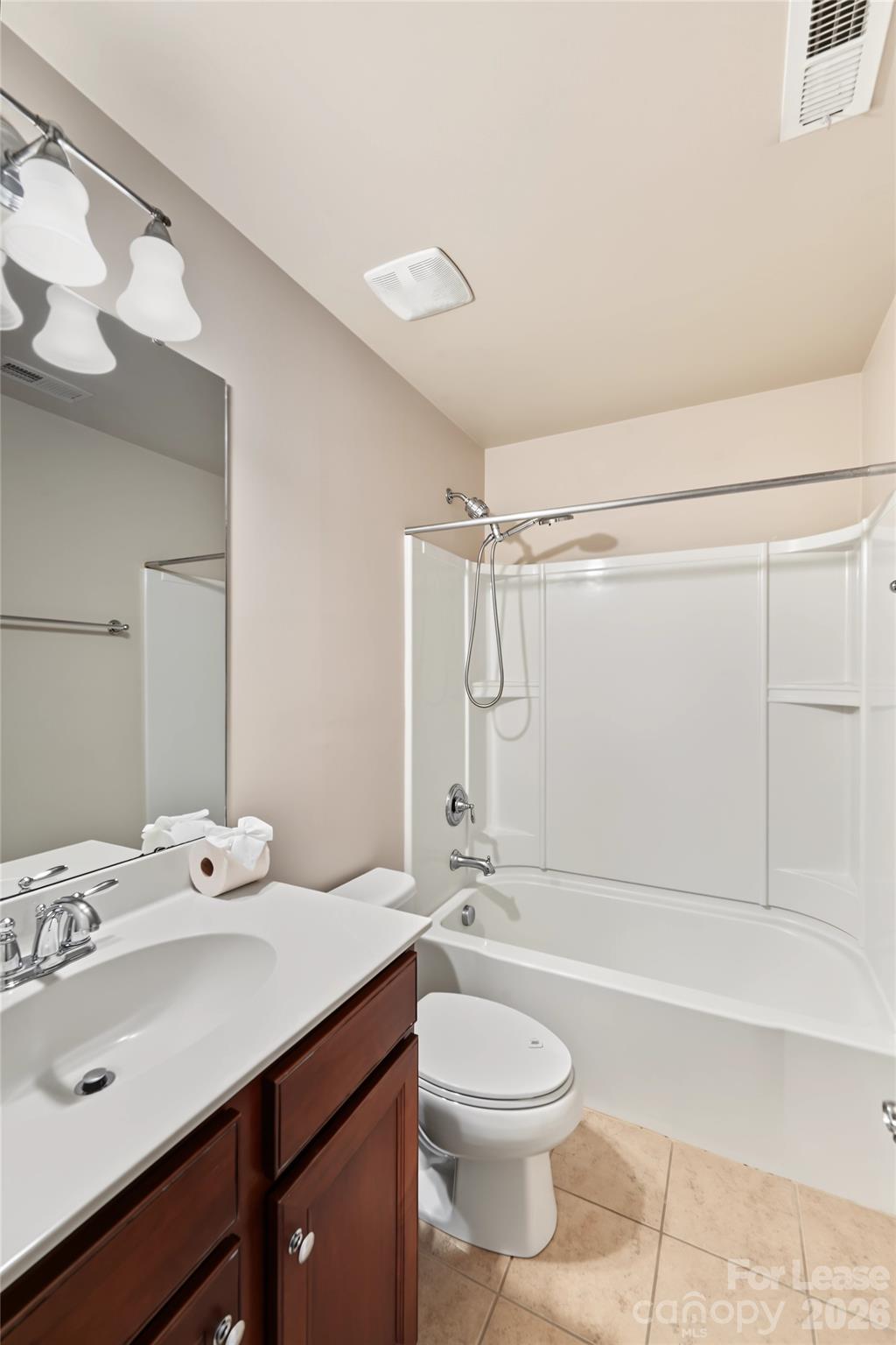 15422 Canmore Street Property Photo 24