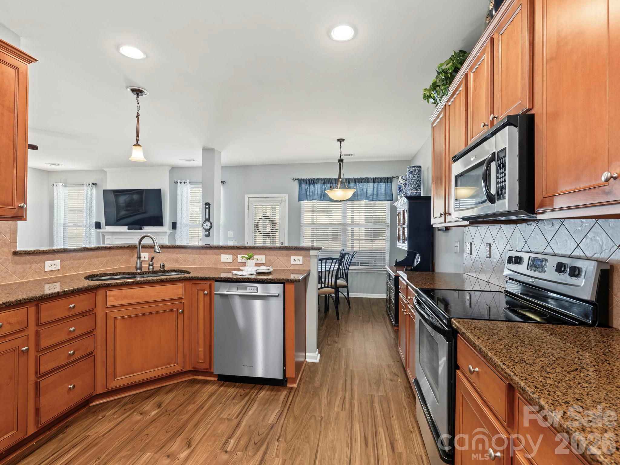 10900 Sand River Court Property Photo 10