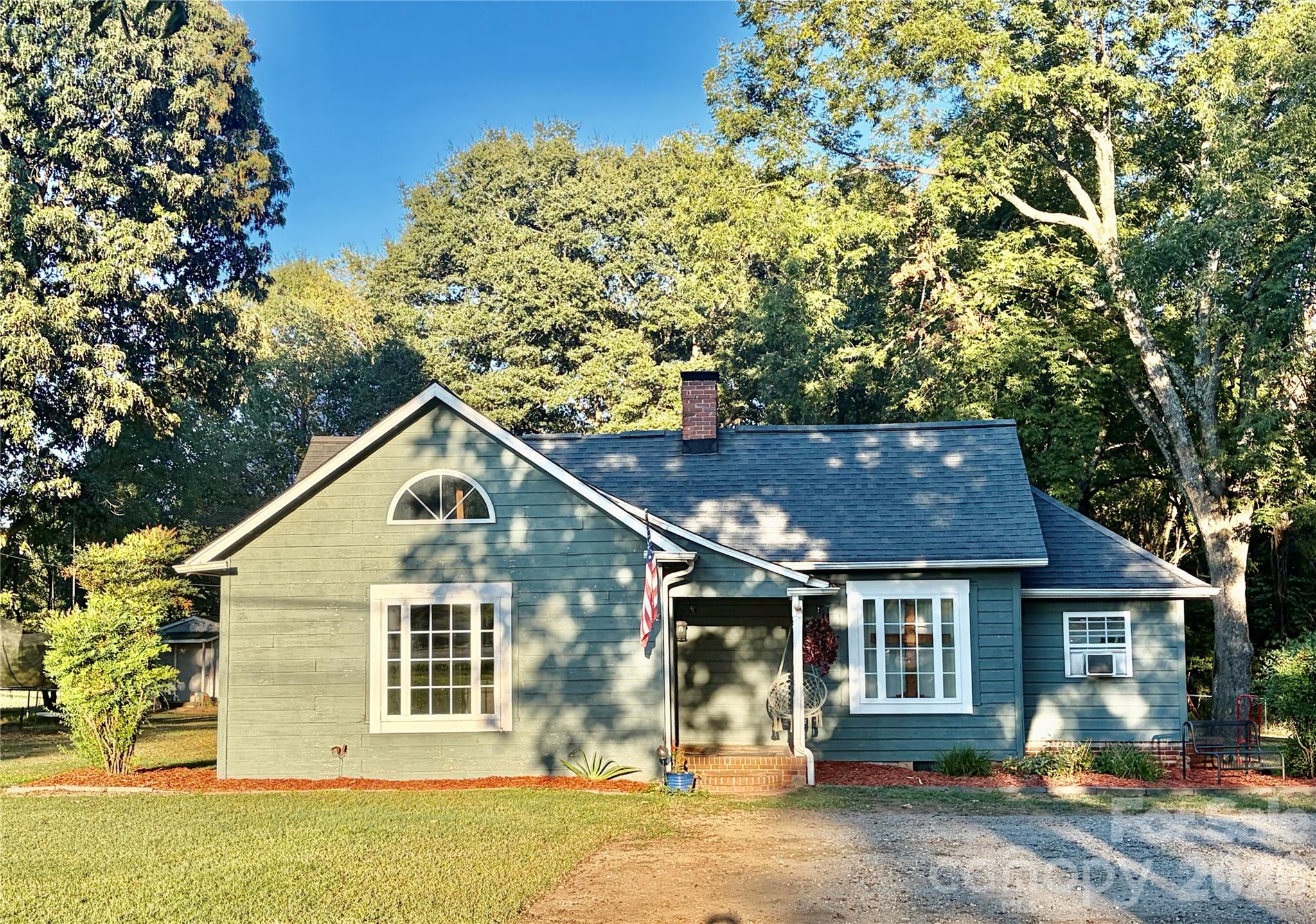 5004 Fallston Road Property Photo 1