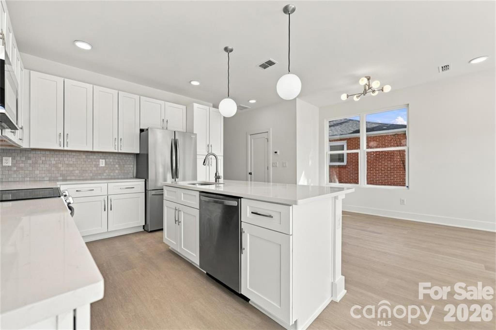509 Oak Street Property Photo 10