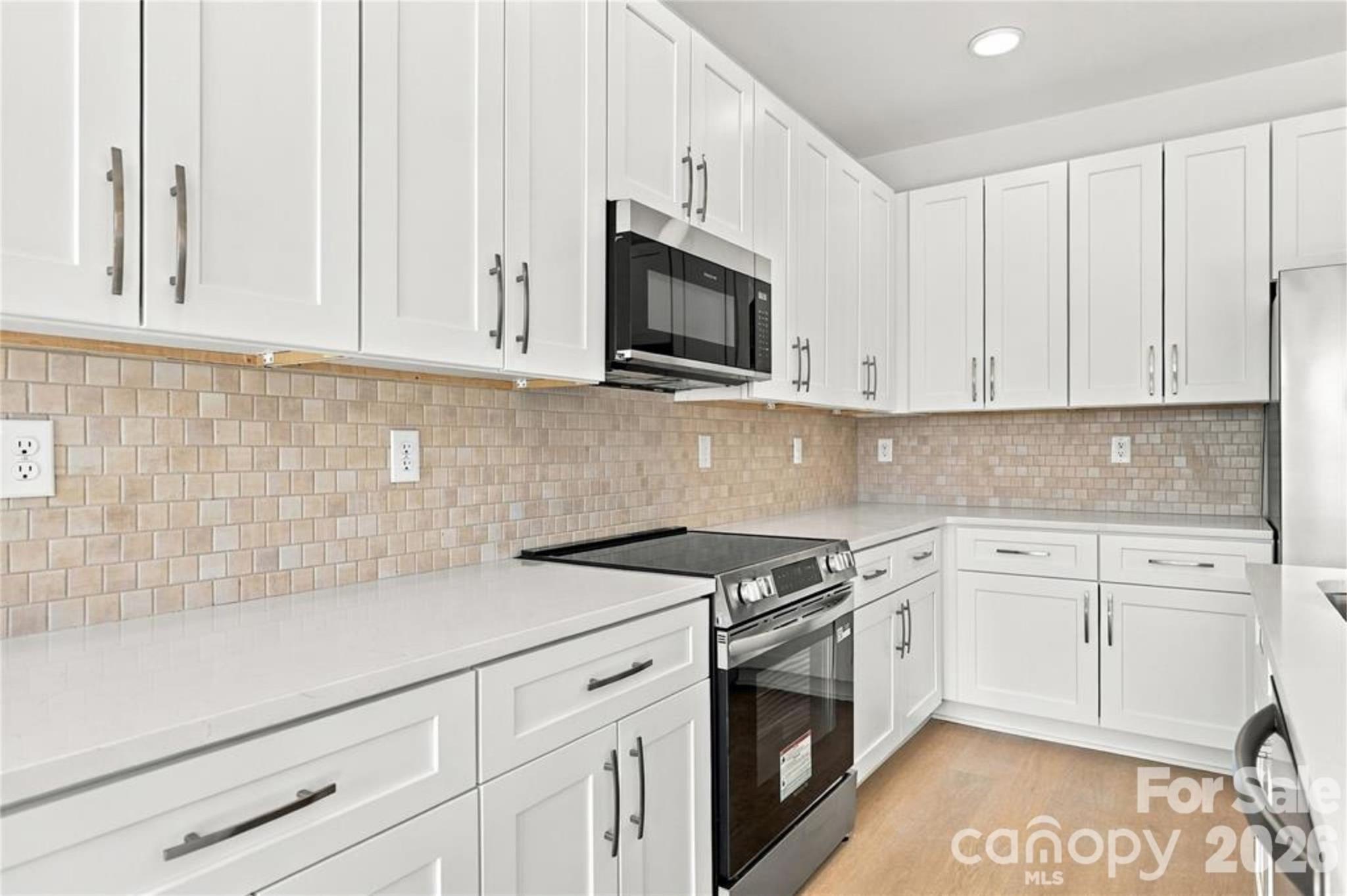 509 Oak Street Property Photo 12