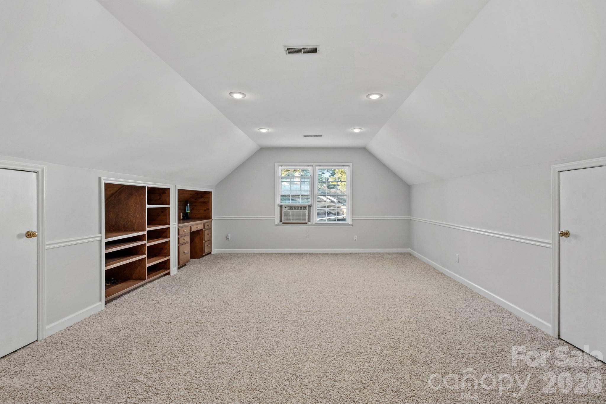 2716 Oldenway Drive Property Photo 31
