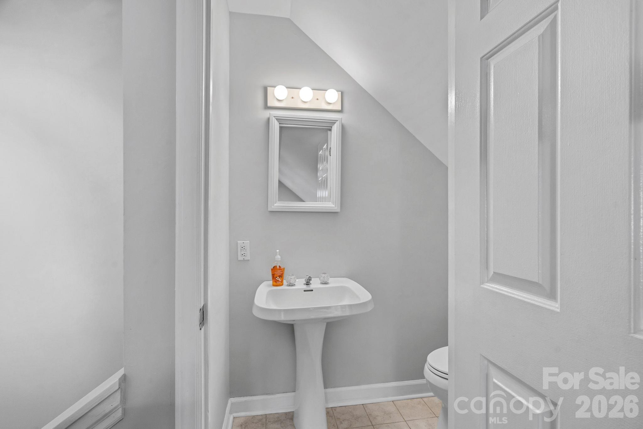 2716 Oldenway Drive Property Photo 34