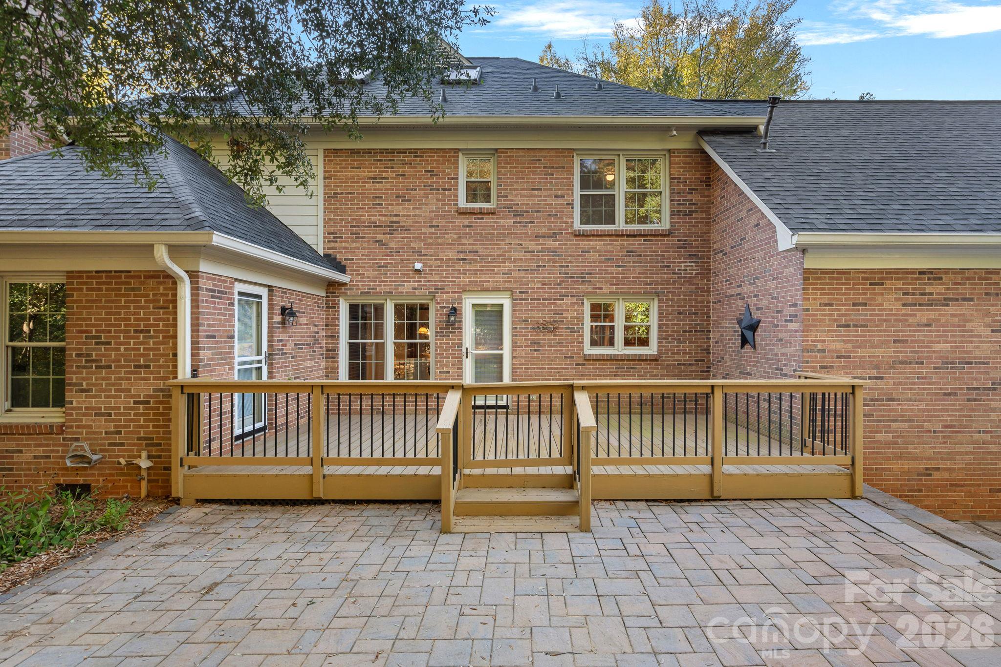 2716 Oldenway Drive Property Photo 35