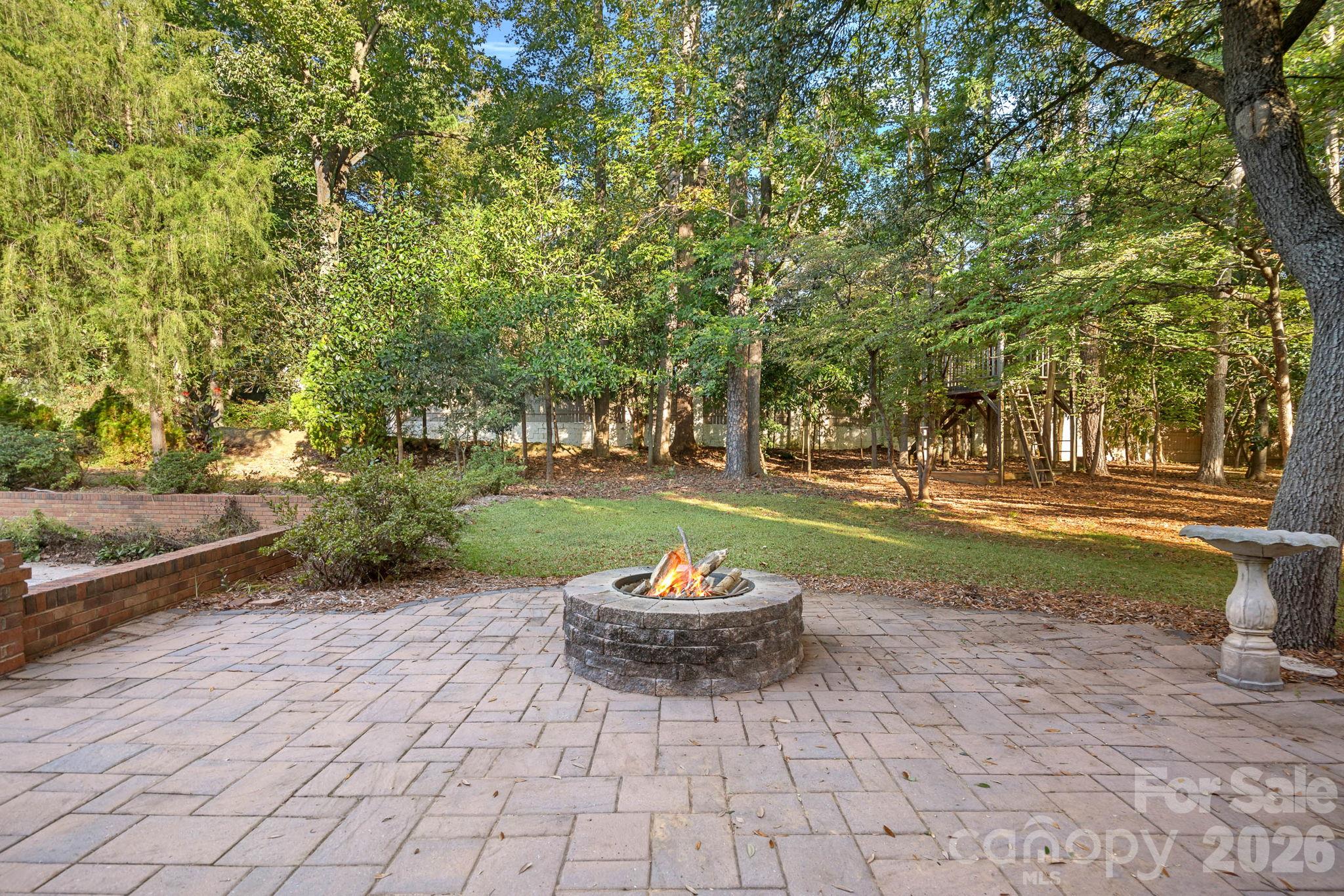 2716 Oldenway Drive Property Photo 40