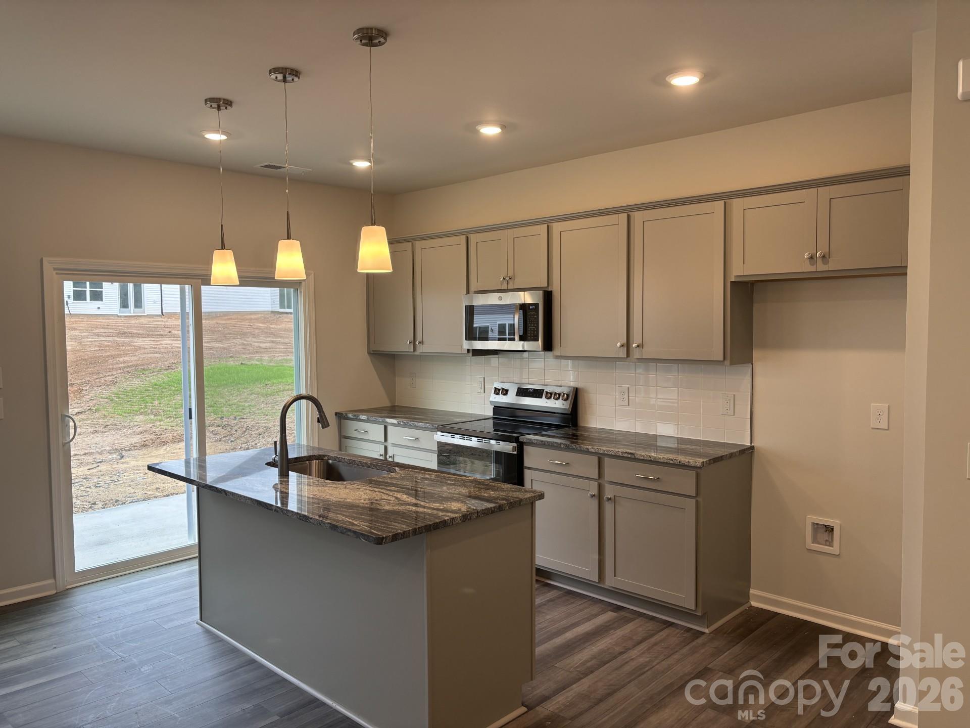 3604 Teslow Drive 33 Property Photo 4