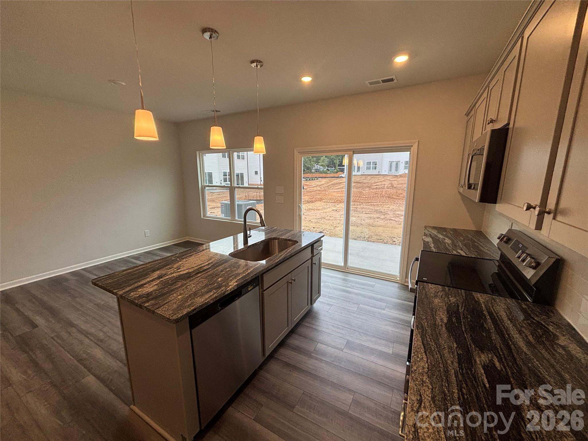 3604 Teslow Drive 33 Property Photo 5