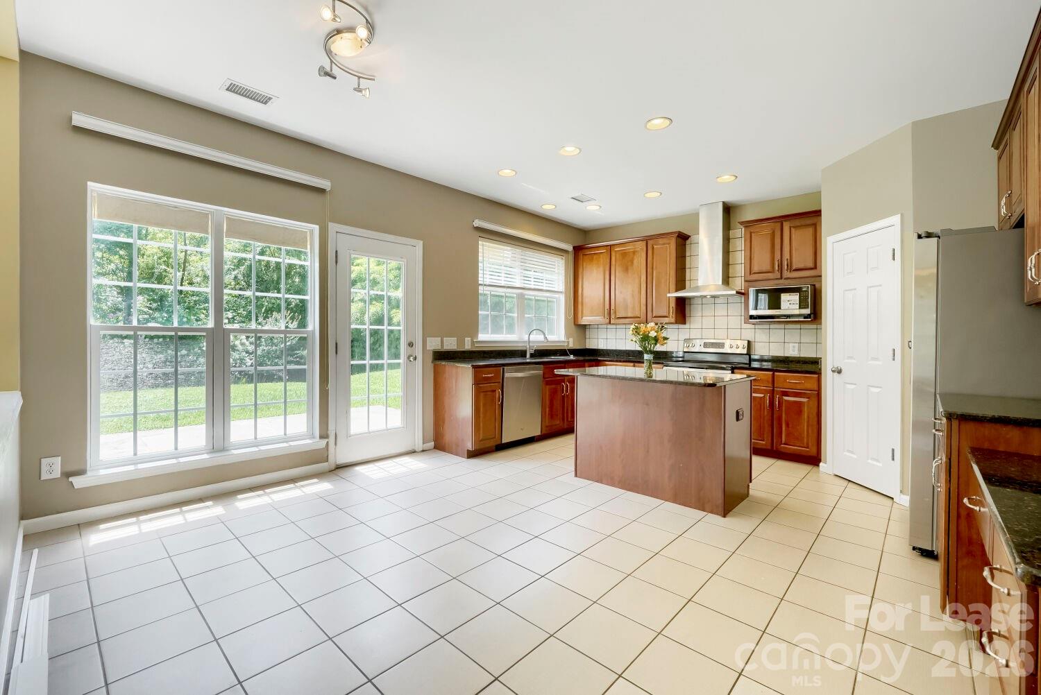 1907 Arbor Vista Drive Property Photo 11
