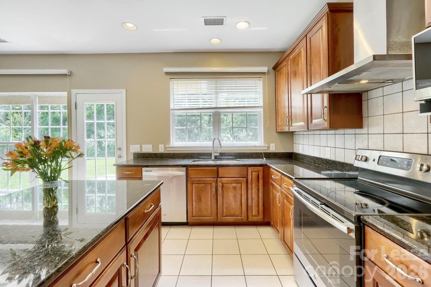 1907 Arbor Vista Drive Property Photo 14