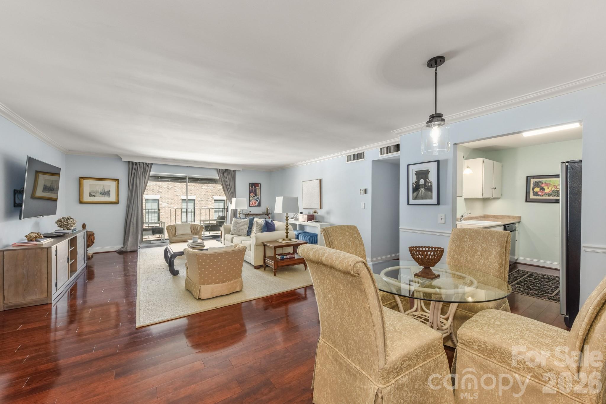 1323 Queens Road 421 Property Photo 1
