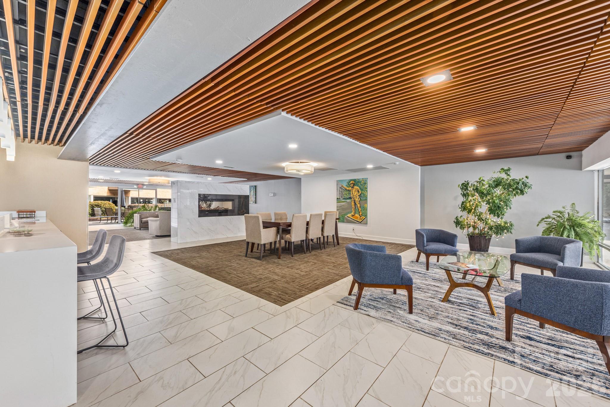 1323 Queens Road 421 Property Photo 18
