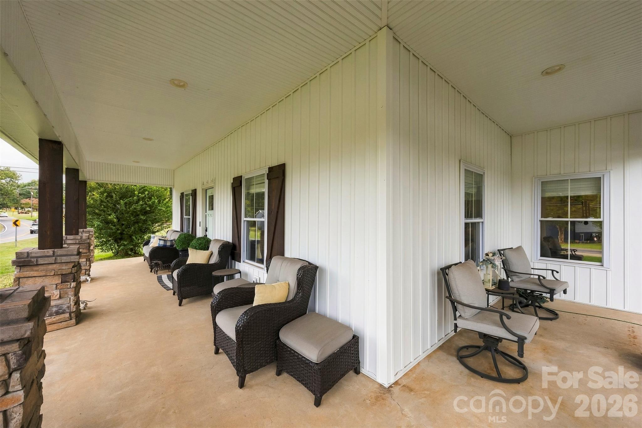 2832 Beaty Road Property Photo 6